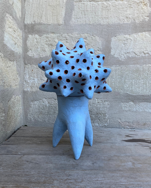 Lampe en céramique astéroïde bleue d'Agnès Debizet